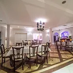 Grodzisko Otel 3*