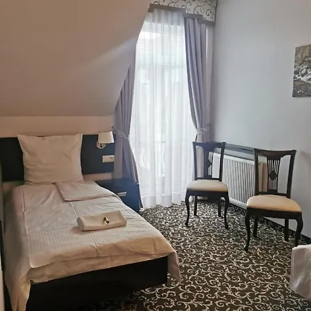 Hotel Grodzisko 3*