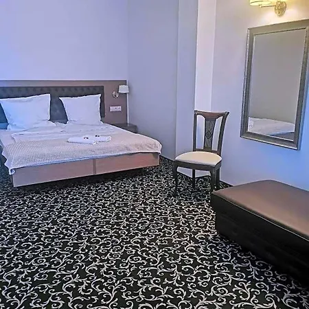 Grodzisko 3*